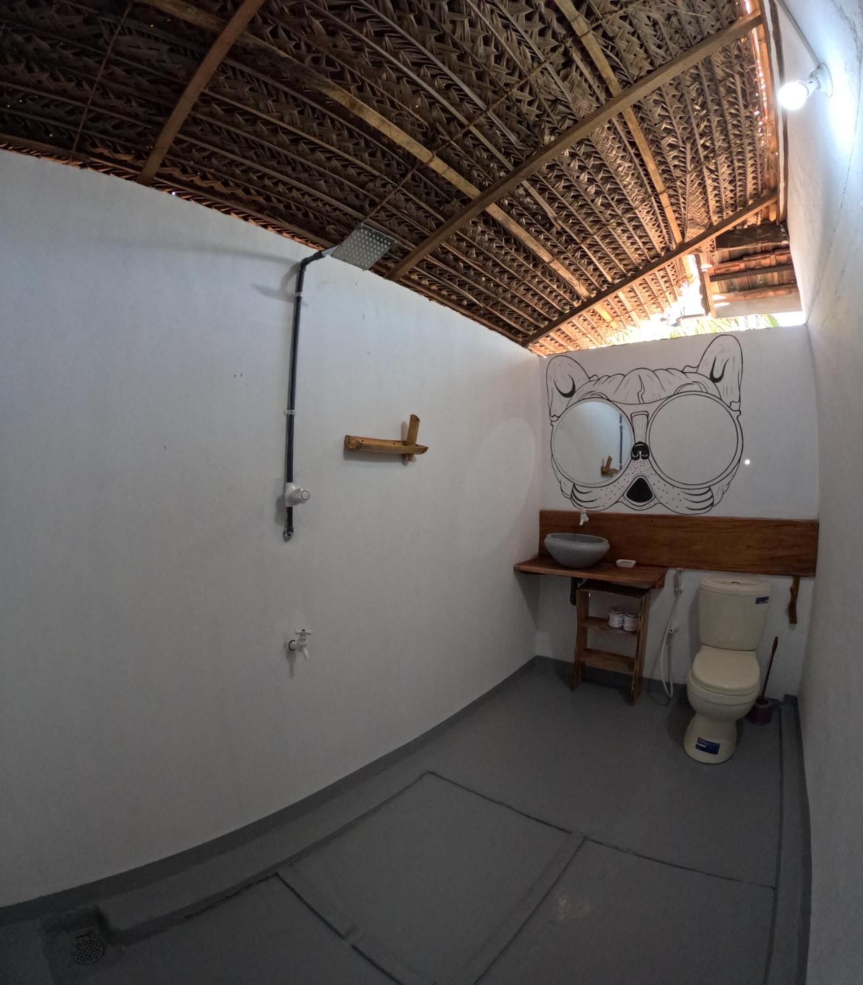 C U Hostel Trincomalee Eksteriør billede